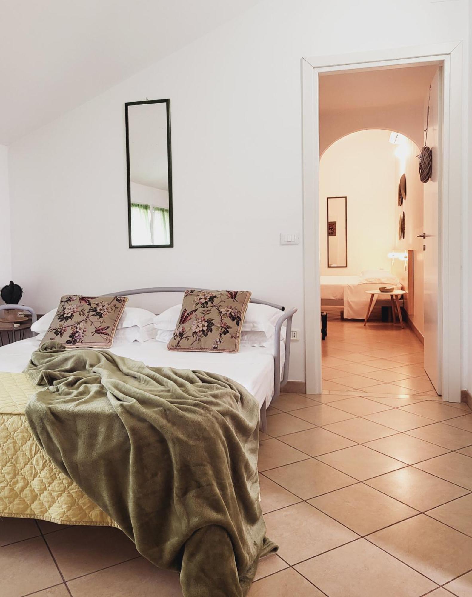 Salvia E Rosmarino - Affittacamere In Liguria Villanova d'Albenga Εξωτερικό φωτογραφία