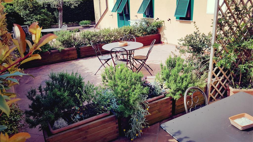 Salvia E Rosmarino - Affittacamere In Liguria Villanova d'Albenga Εξωτερικό φωτογραφία